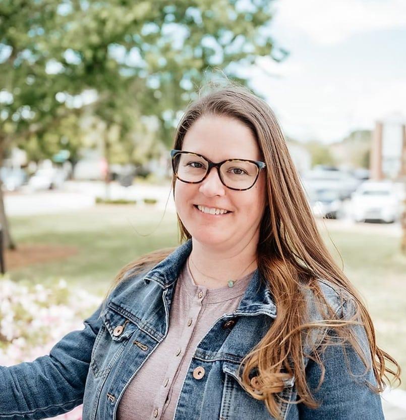 Mia Goodin, Operations Manager