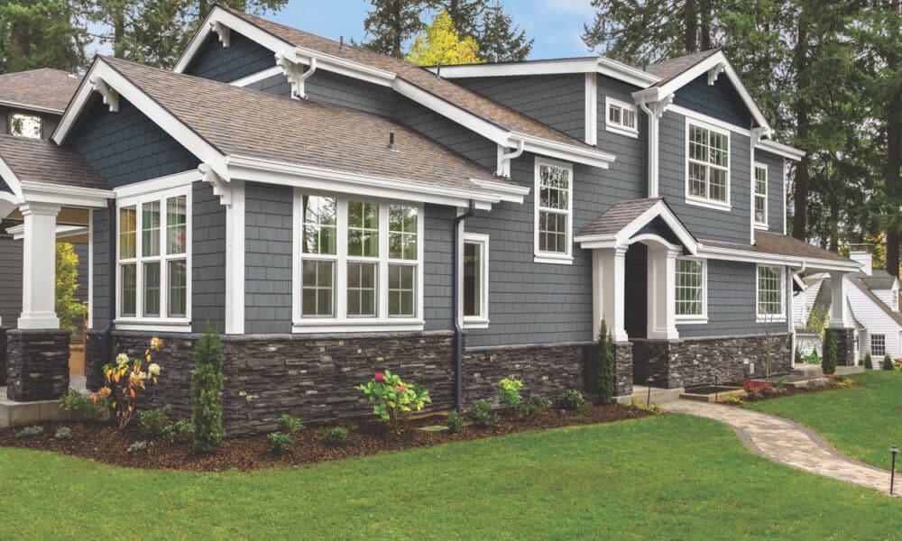 Storm-resistant vinyl siding installation